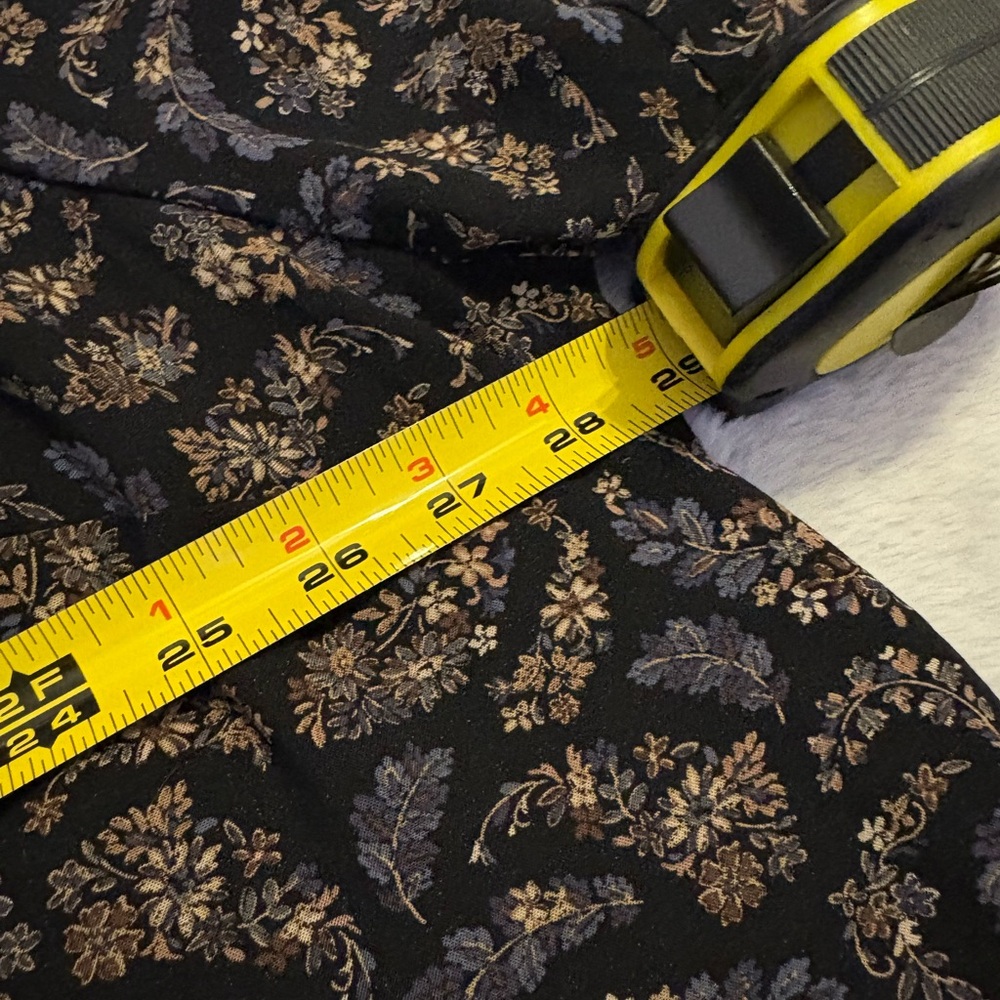 Torrid Button Up Flowy Top - Picture 6 of 7